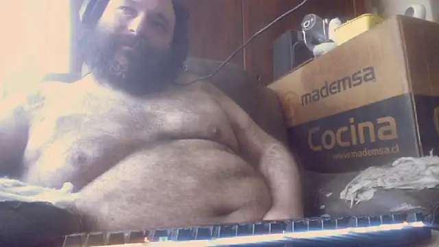 Snapshot of hairyhulk chatting on 10/27/25, 05:39 hairyhulk online show from 10/27/25, 05:39
