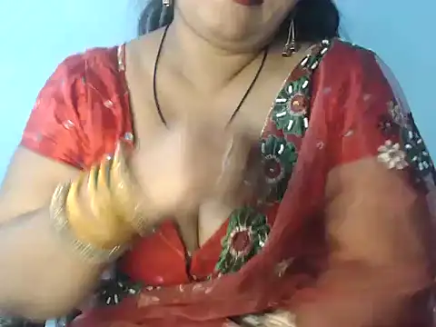 Snapshot of sapna-ji chatting on 12/25/24, 11:22 sapna-ji online show from 12/25/24, 11:22
