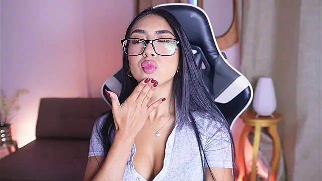 Sara albrecht online show from 01/06/25, 12:35