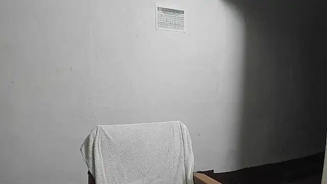Snapshot of tetasgrandes_karol chatting on 03/22/26, 12:25 tetasgrandes karol online show from 03/22/26, 12:25