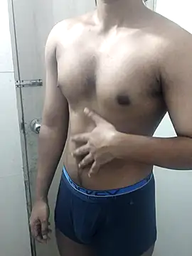 Snapshot of hottboy_39 chatting on 11/06/25, 11:11 hottboy 39 online show from 11/06/25, 11:11