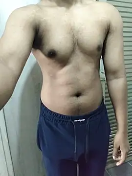 Snapshot of hottboy_39 chatting on 02/19/26, 07:37 hottboy 39 online show from 02/19/26, 07:37