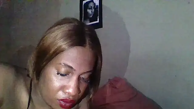 Moorella1 online show from 09/27/25, 08:52