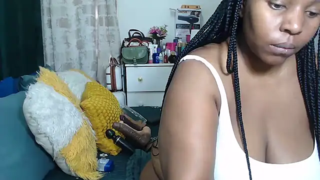 GaggingQueenxx online show from 06/06/26, 07:02