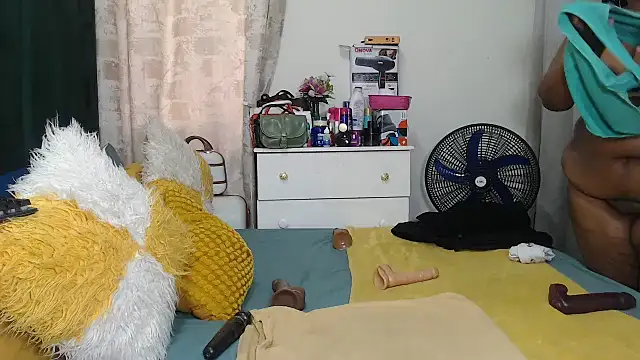 GaggingQueenxx online show from 06/10/26, 12:37