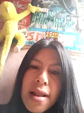 Snapshot of Alanagracia chatting on 12/16/25, 12:43 Alanagracia online show from 12/16/25, 12:43