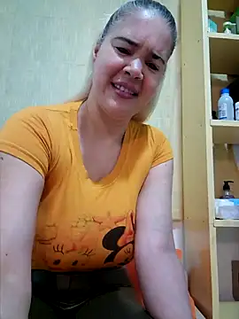 Snapshot of lamorbosa37 chatting on 12/12/24, 01:06 lamorbosa37 online show from 12/12/24, 01:06