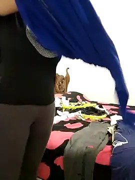 Snapshot of lamorbosa37 chatting on 12/23/24, 06:05 lamorbosa37 online show from 12/23/24, 06:05