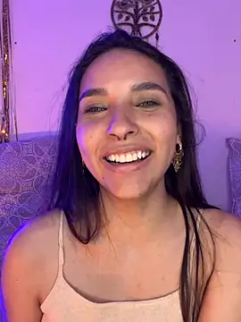 Snapshot of ThaliaRivera_ chatting on 02/04/25, 01:56 ThaliaRivera online show from 02/04/25, 01:56