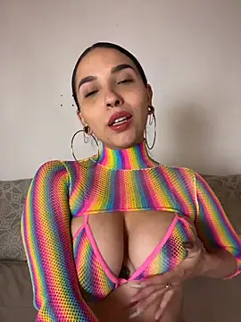 ThaliaRivera  online show from 05/17/26, 02:09