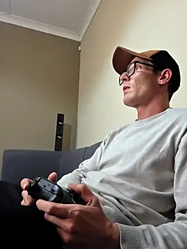 Snapshot of TheSouthernKing chatting on 11/21/25, 01:10 TheSouthernKing online show from 11/21/25, 01:10