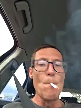 Snapshot of TheSouthernKing chatting on 12/03/25, 01:20 TheSouthernKing online show from 12/03/25, 01:20