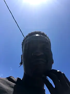 Snapshot of SmallGoodNutts chatting on 11/01/25, 11:12 SmallGoodNutts online show from 11/01/25, 11:12