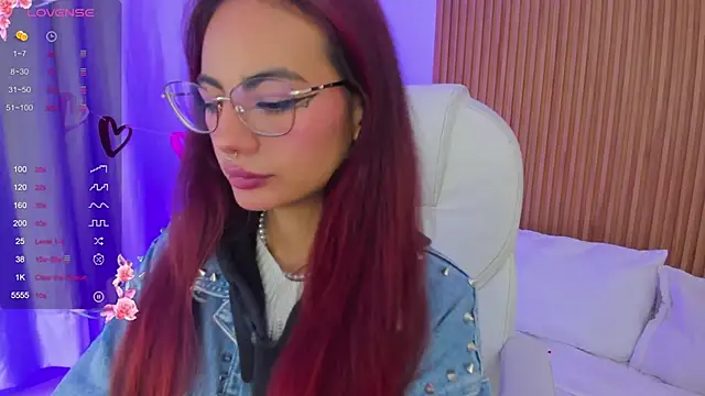 sophiecherry  online show from 02/28/25, 04:54