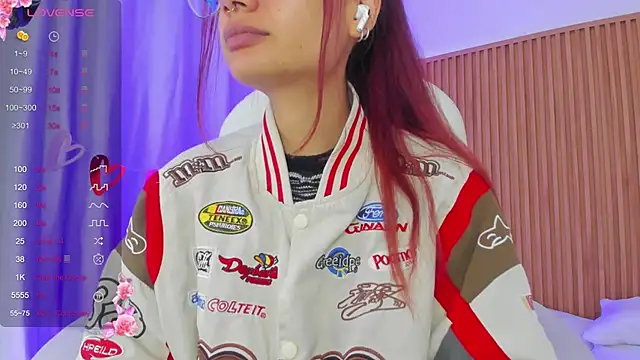 sophiecherry  online show from 03/09/25, 05:44