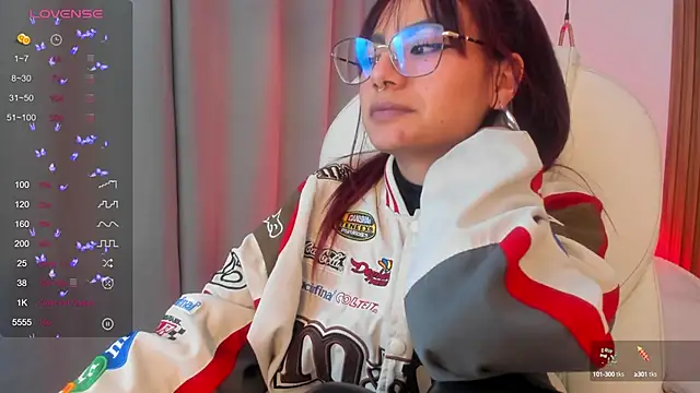 sophiecherry  online show from 09/28/25, 04:40