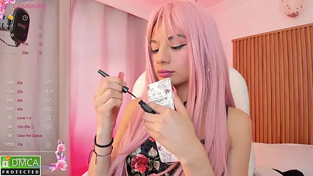 sophiecherry  online show from 10/16/25, 09:05