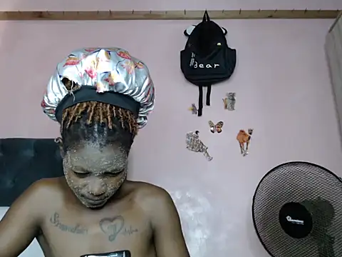 TrishaKalid online show from 02/23/25, 09:55