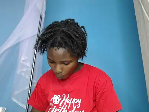 TrishaKalid online show from 10/23/25, 09:08