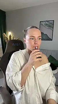Charming Daphny online show from 06/12/26, 06:34