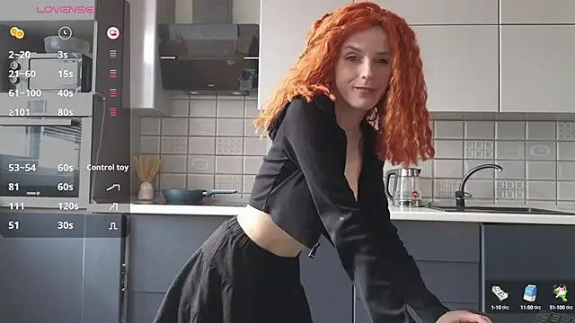 Snapshot of _LittleAngel_ chatting on 03/18/25, 08:36  LittleAngel  online show from 03/18/25, 08:36