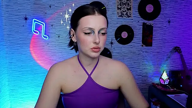 Snapshot of GloriaElmer chatting on 02/26/25, 06:37 GloriaElmer online show from 02/26/25, 06:37