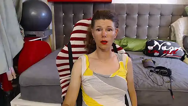 kellyterapy online show from 06/14/26, 04:20