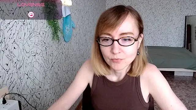 Snapshot of Athena_Richards chatting on 03/12/26, 08:42 Athena Richards online show from 03/12/26, 08:42