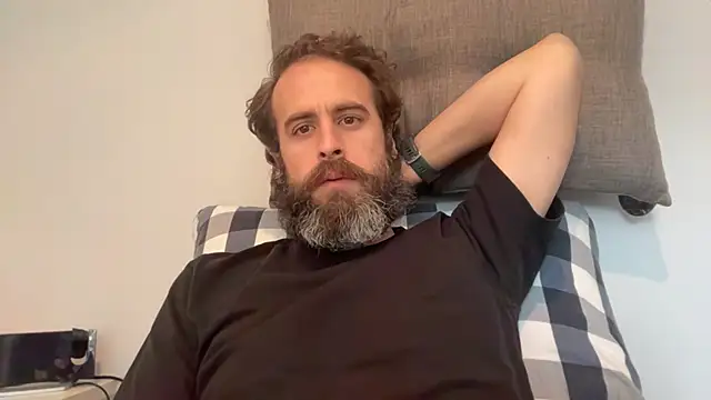 Snapshot of StarrMan99 chatting on 12/05/24, 11:49 StarrMan99 online show from 12/05/24, 11:49