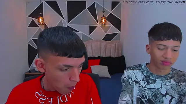 Snapshot of Juan_Nd_Steven chatting on 12/02/25, 04:29 Juan Nd Steven online show from 12/02/25, 04:29