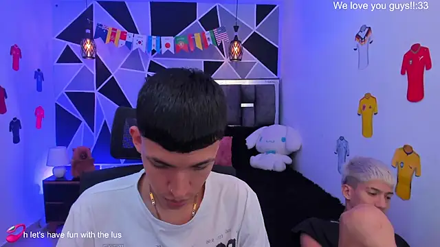 Snapshot of Juan_Nd_Steven chatting on 06/19/26, 02:27 Juan Nd Steven online show from 06/19/26, 02:27