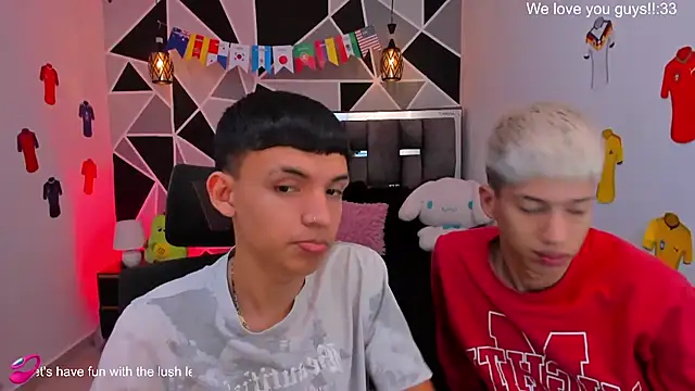 Snapshot of Juan_Nd_Steven chatting on 06/26/26, 11:03 Juan Nd Steven online show from 06/26/26, 11:03