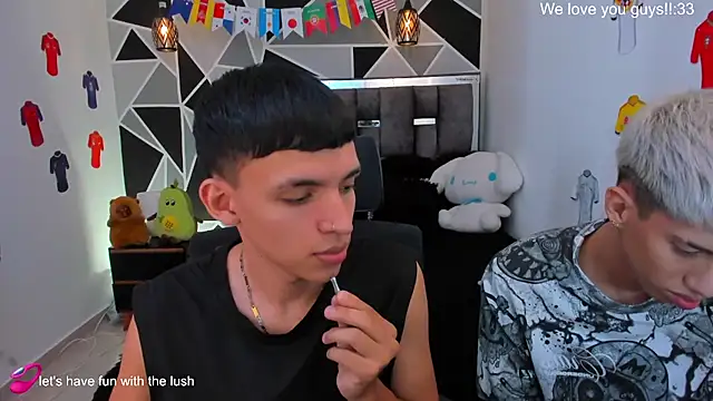 Snapshot of Juan_Nd_Steven chatting on 06/27/26, 08:58 Juan Nd Steven online show from 06/27/26, 08:58