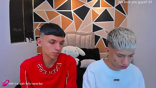 Snapshot of Juan_Nd_Steven chatting on 07/19/26, 11:25 Juan Nd Steven online show from 07/19/26, 11:25