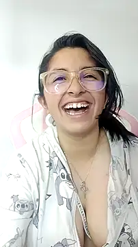  Angelinaandrade  online show from 12/07/24, 02:02