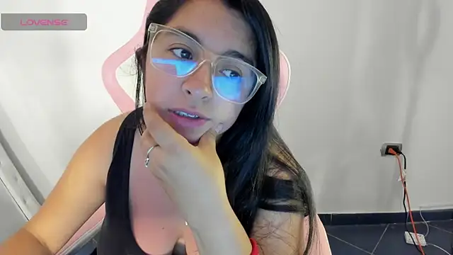  Angelinaandrade  online show from 03/04/25, 07:54
