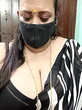 ashikaa r online show from 11/18/25, 06:56