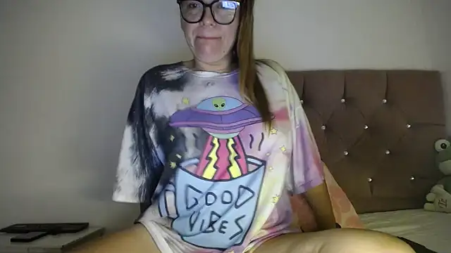 Snapshot of mirand_zackyx chatting on 03/30/26, 12:06 mirand zackyx online show from 03/30/26, 12:06