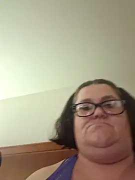 Snapshot of mcv131985 chatting on 12/31/24, 12:57 mcv131985 online show from 12/31/24, 12:57