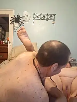 Snapshot of mcv131985 chatting on 02/03/25, 06:13 mcv131985 online show from 02/03/25, 06:13