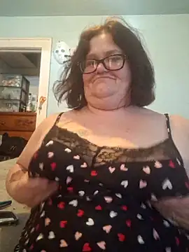 Snapshot of mcv131985 chatting on 02/06/25, 08:23 mcv131985 online show from 02/06/25, 08:23