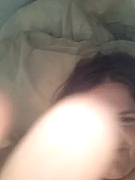 Snapshot of mcv131985 chatting on 02/07/25, 03:08 mcv131985 online show from 02/07/25, 03:08