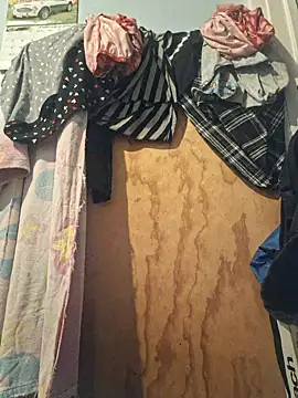 Snapshot of mcv131985 chatting on 02/28/25, 09:58 mcv131985 online show from 02/28/25, 09:58