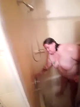 Snapshot of mcv131985 chatting on 03/04/25, 11:08 mcv131985 online show from 03/04/25, 11:08