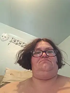 Snapshot of mcv131985 chatting on 03/08/25, 07:53 mcv131985 online show from 03/08/25, 07:53