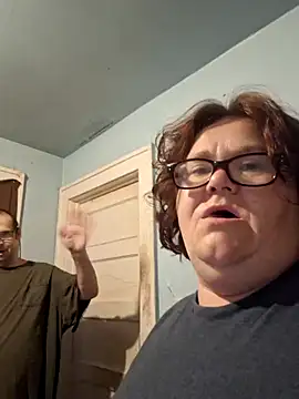 Snapshot of mcv131985 chatting on 09/17/25, 08:05 mcv131985 online show from 09/17/25, 08:05