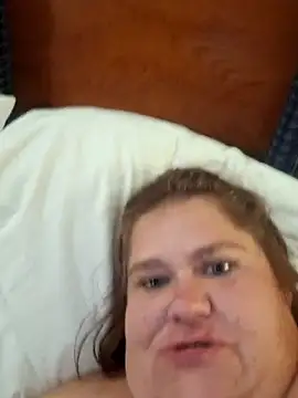 Snapshot of mcv131985 chatting on 10/03/25, 10:34 mcv131985 online show from 10/03/25, 10:34