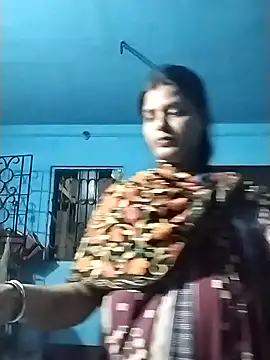 Snapshot of Hot_Pakhi chatting on 01/06/25, 01:30 Hot Pakhi online show from 01/06/25, 01:30