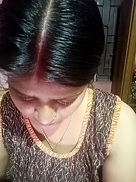 Snapshot of Hot_Pakhi chatting on 02/04/25, 02:43 Hot Pakhi online show from 02/04/25, 02:43