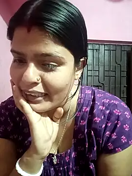 Snapshot of Hot_Pakhi chatting on 02/19/25, 03:06 Hot Pakhi online show from 02/19/25, 03:06